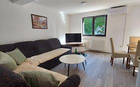 Apartman Trupsi